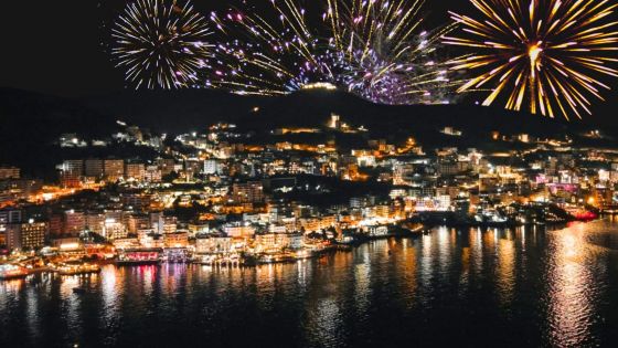 Нова година 2026 в Дуръс, Албания, с автобус от В. Търново - 3 нощувки, нощен преход